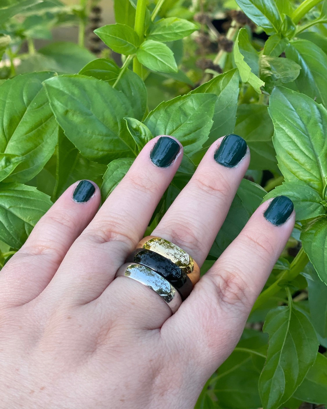 ROUNDED BAND RING