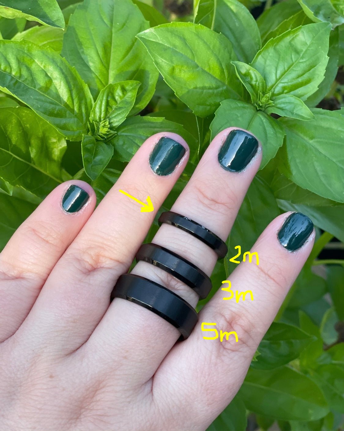 THIN PLAIN BAND RING