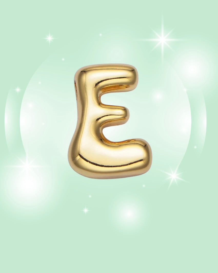 GOLD GROOVY INITIAL NECKLACE