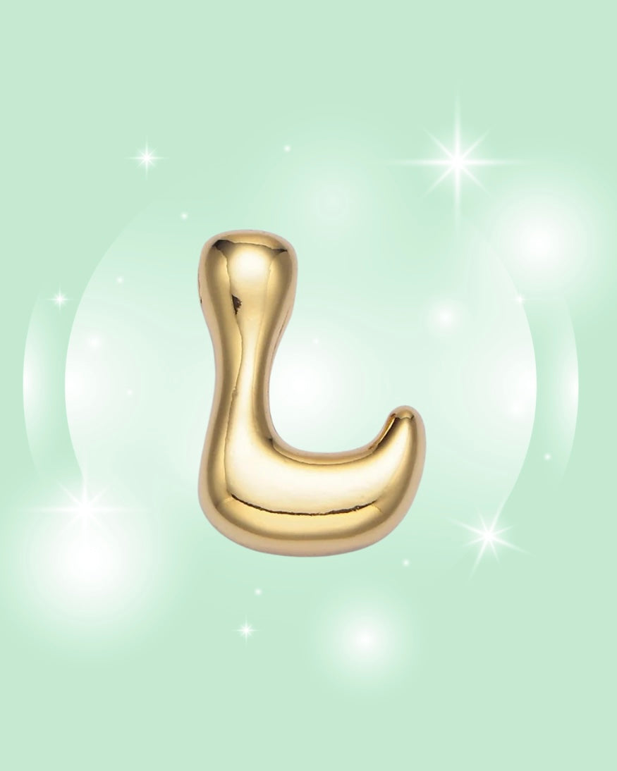 GOLD GROOVY INITIAL NECKLACE