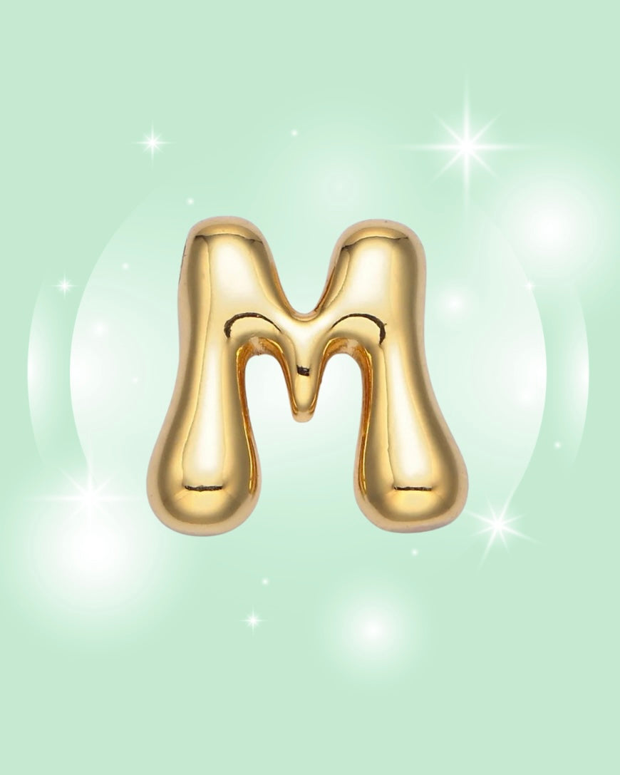 GOLD GROOVY INITIAL NECKLACE