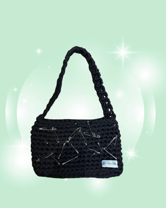 BLACK ONYX CROCHET BAG